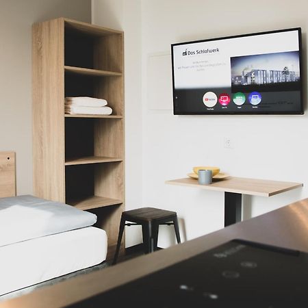 Das Schlafwerk Stuttgart-Nord Volldigitales Hotel-Self-Check In - Keine Rezeption-Lowbudget-Cashless Korntal Munchingen Bagian luar foto