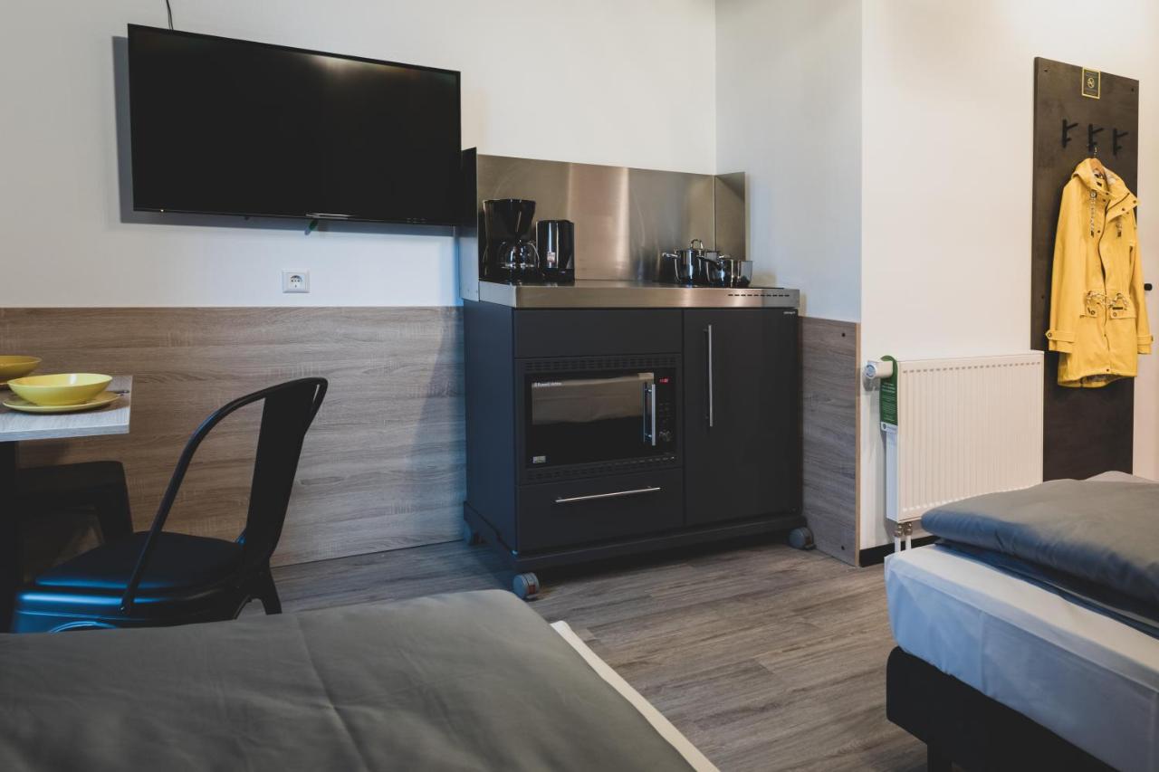 Das Schlafwerk Stuttgart-Nord Volldigitales Hotel-Self-Check In - Keine Rezeption-Lowbudget-Cashless Korntal Munchingen Bagian luar foto