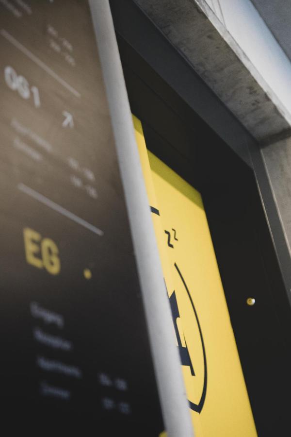 Das Schlafwerk Stuttgart-Nord Volldigitales Hotel-Self-Check In - Keine Rezeption-Lowbudget-Cashless Korntal Munchingen Bagian luar foto