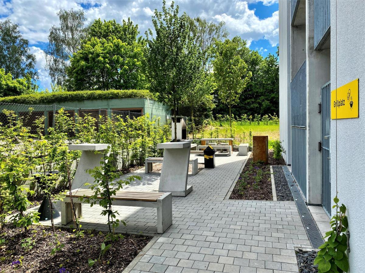 Das Schlafwerk Stuttgart-Nord Volldigitales Hotel-Self-Check In - Keine Rezeption-Lowbudget-Cashless Korntal Munchingen Bagian luar foto